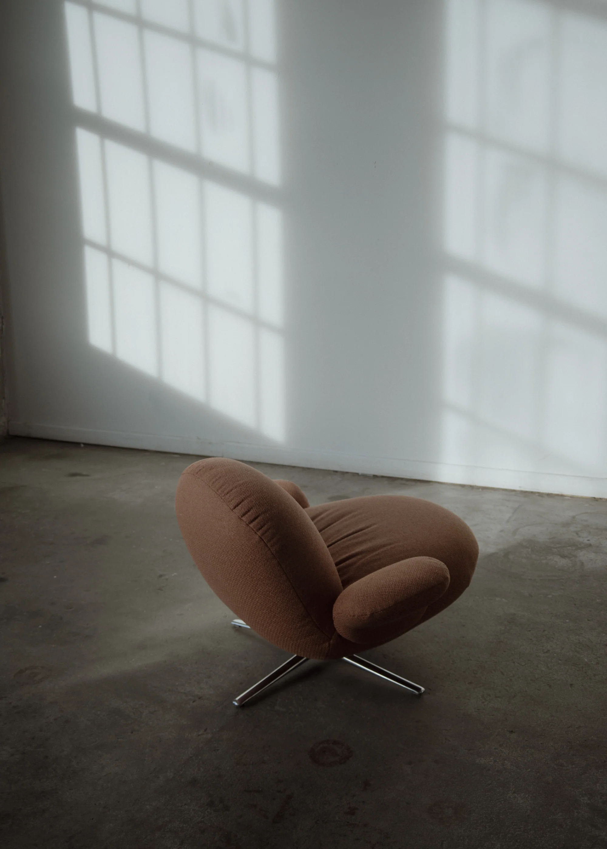 BAOZA lounge chair / Rust - Image 8