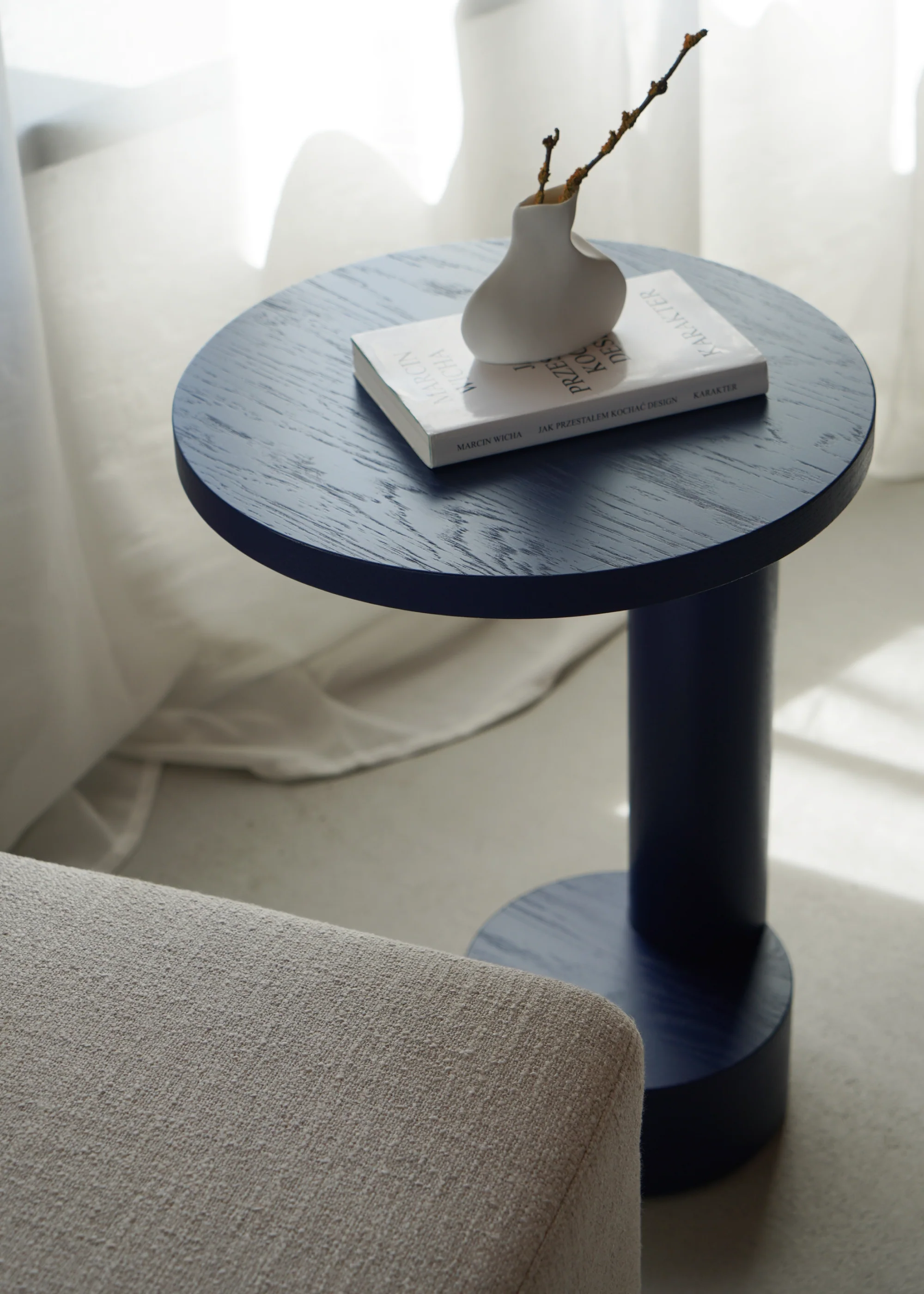 BOLD side table / Cobalt - Image 4