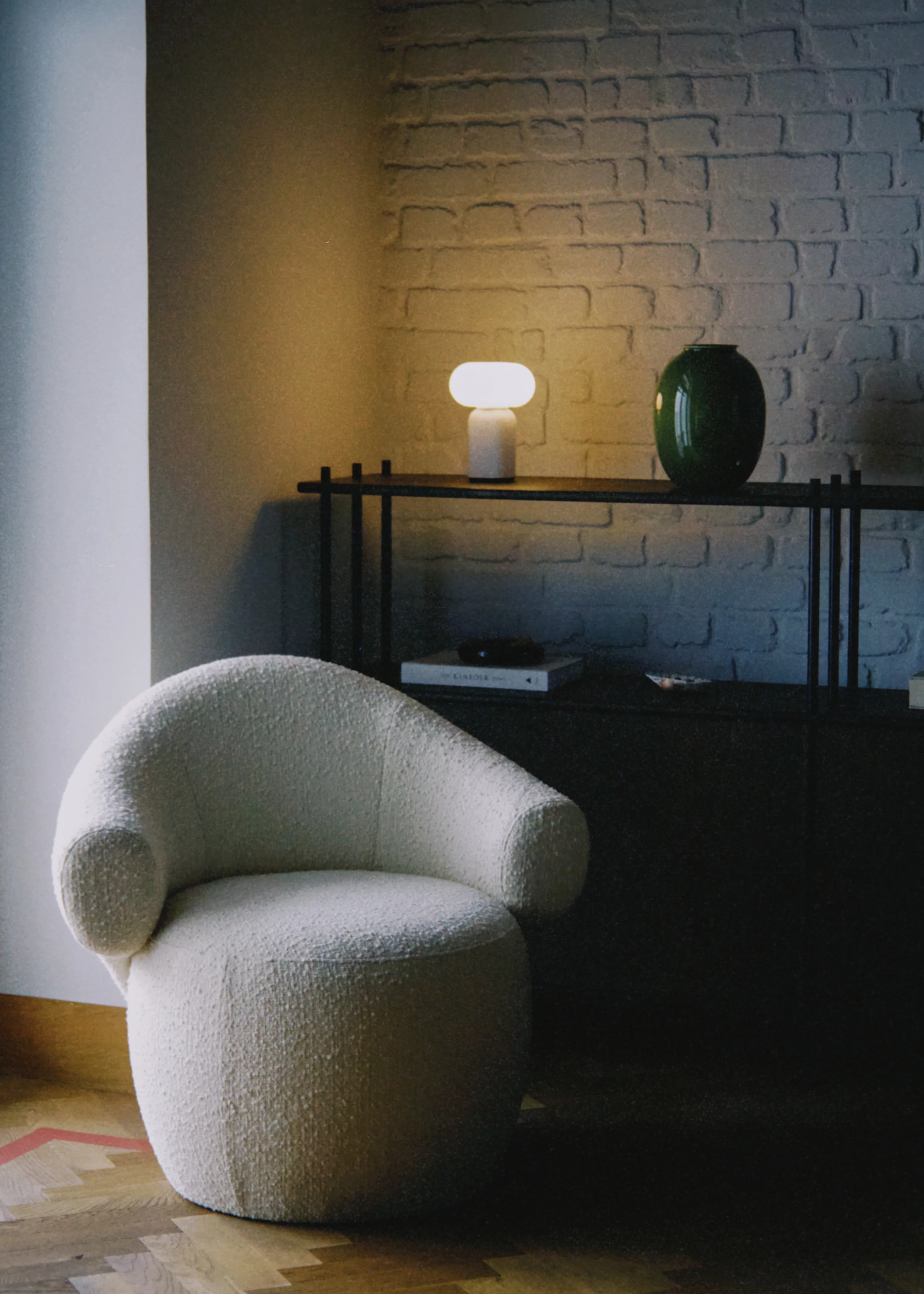 CONVA lounge chair / Boucle white - Image 11
