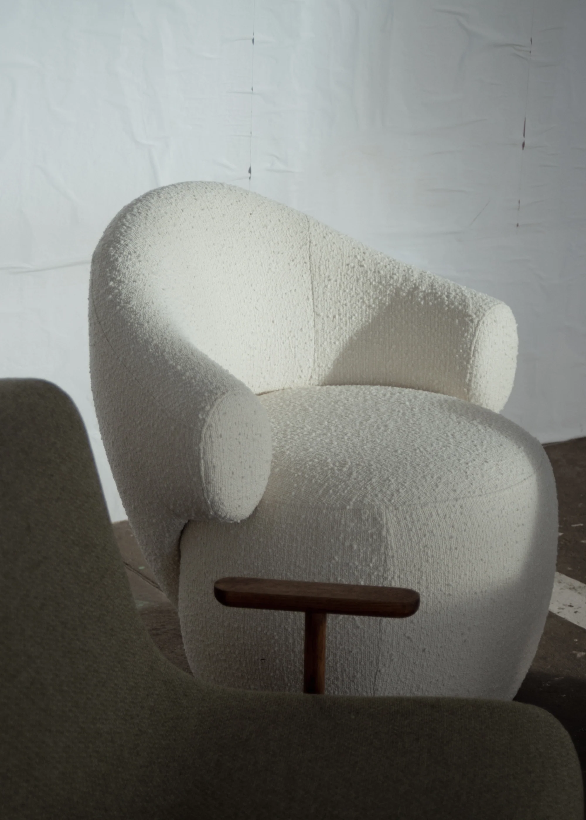 CONVA lounge chair / Boucle white - Image 3