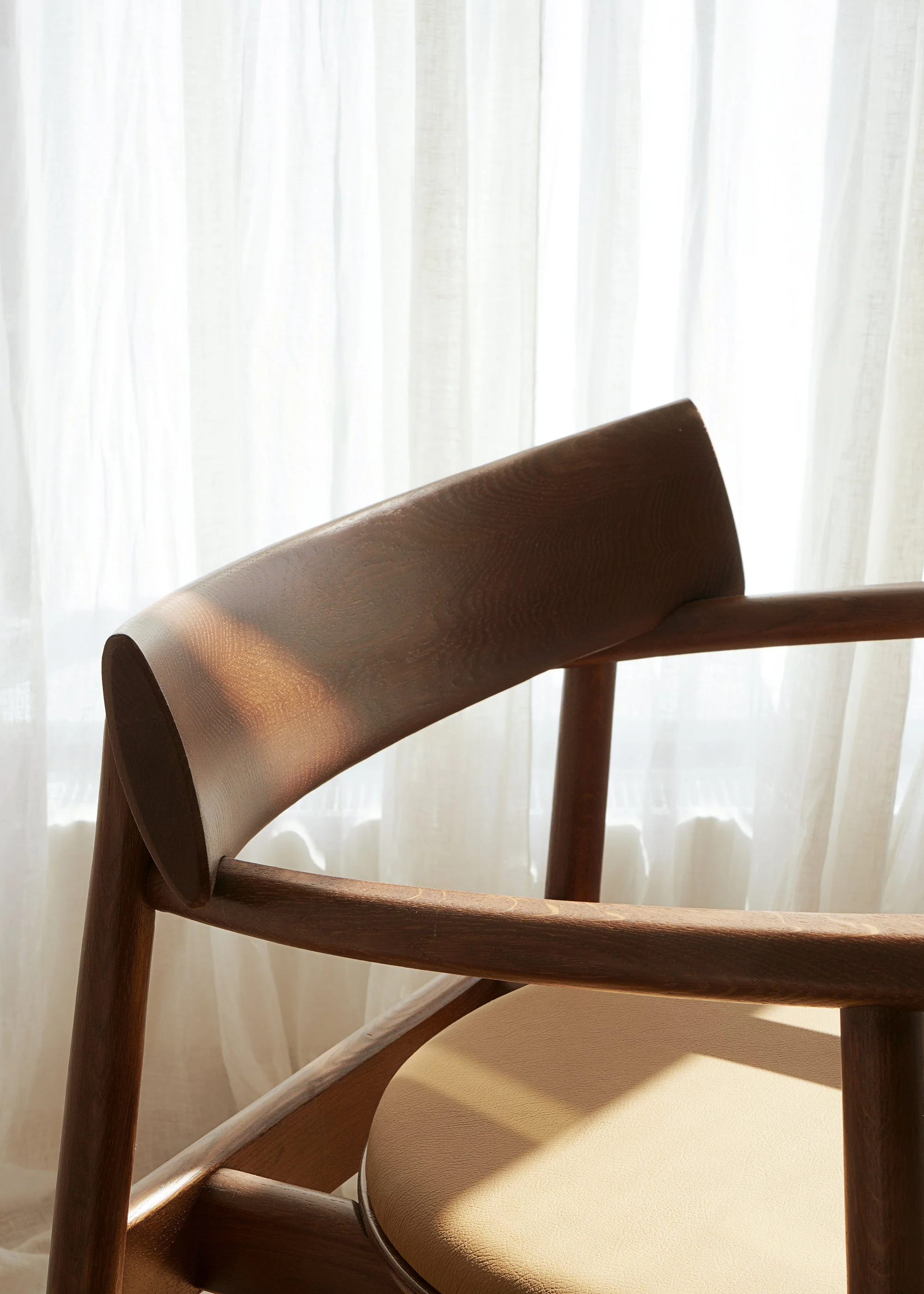 ELIPSA SOFT chair / Dark oak / Leather - Image 3