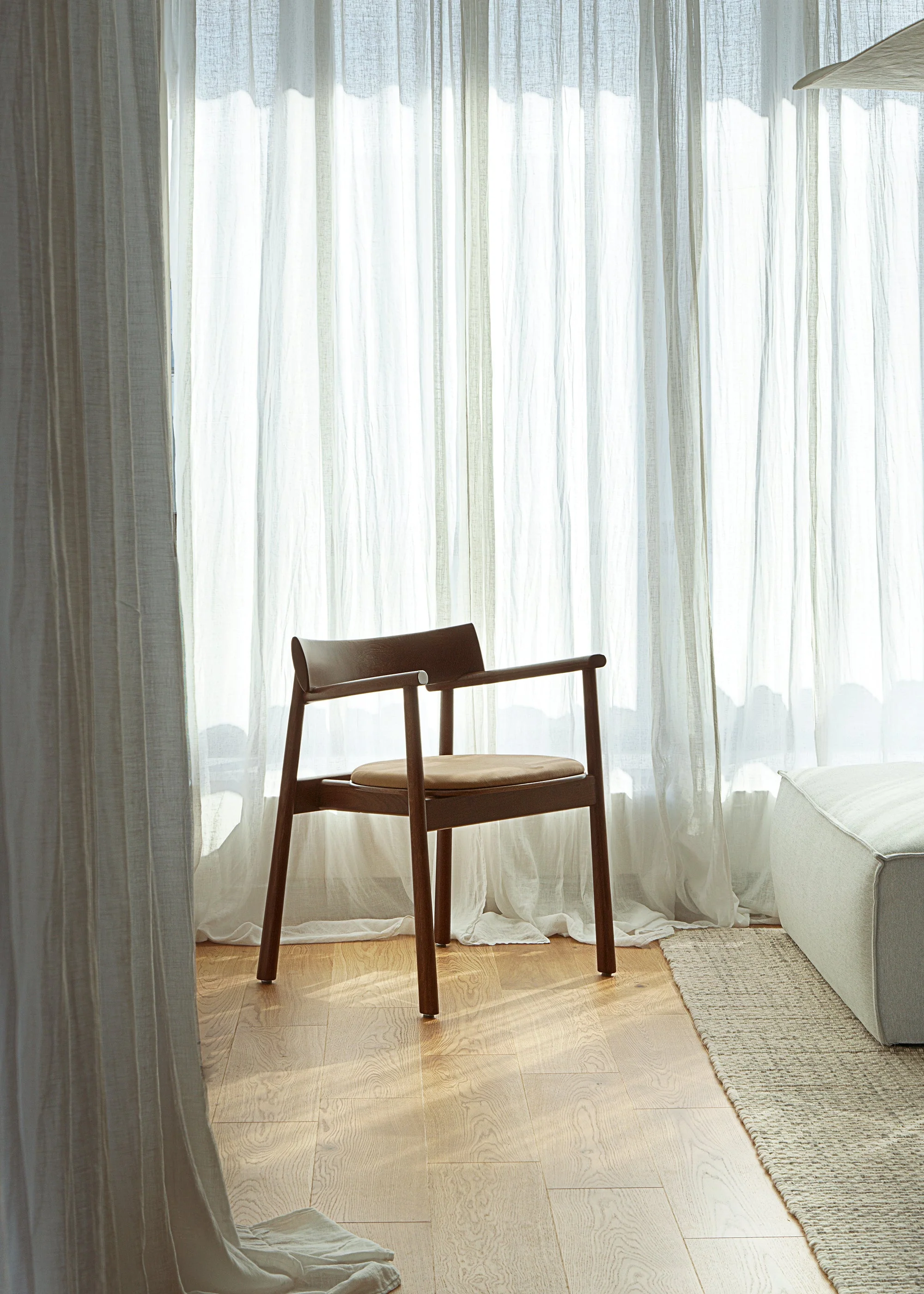 ELIPSA SOFT chair / Dark oak / Leather - Image 5