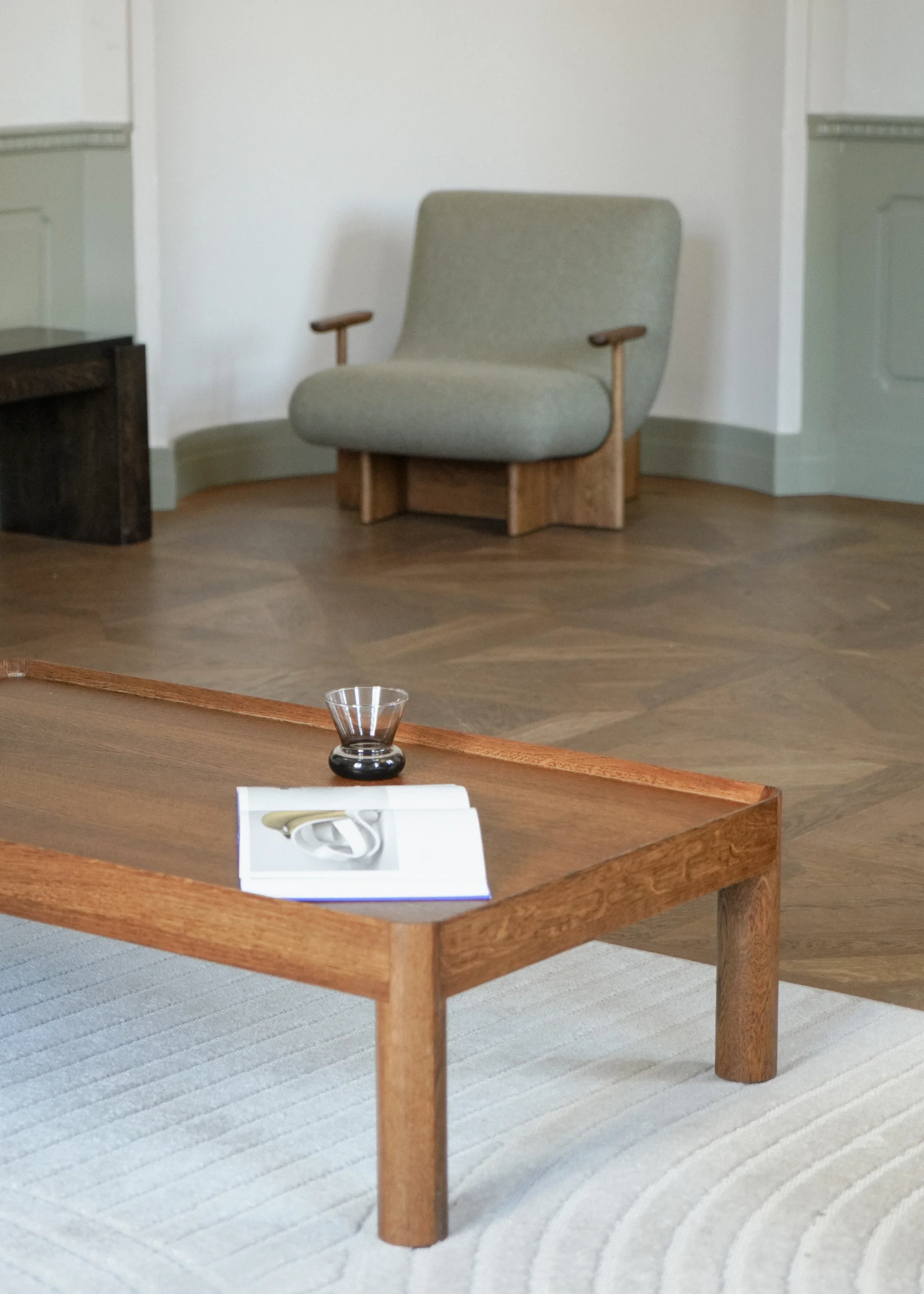 INSET LOW coffee table - Image 17