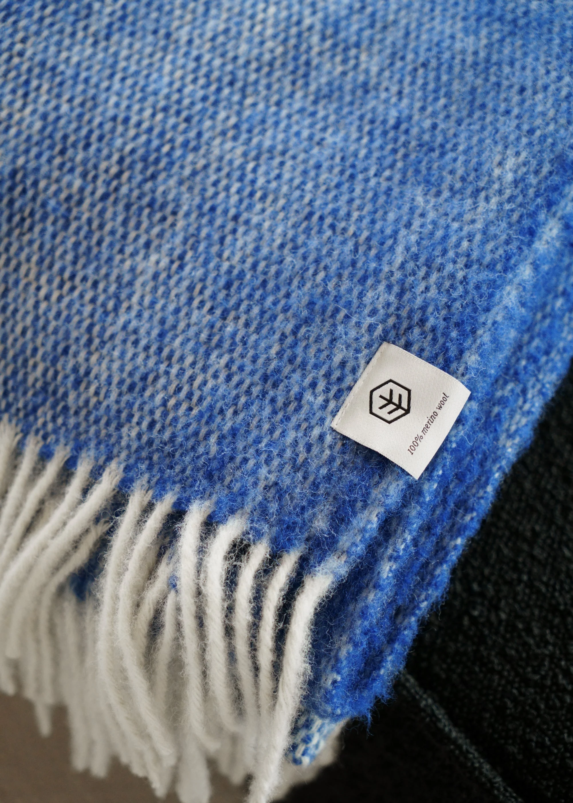 MERI blanket / Cobalt - Image 5