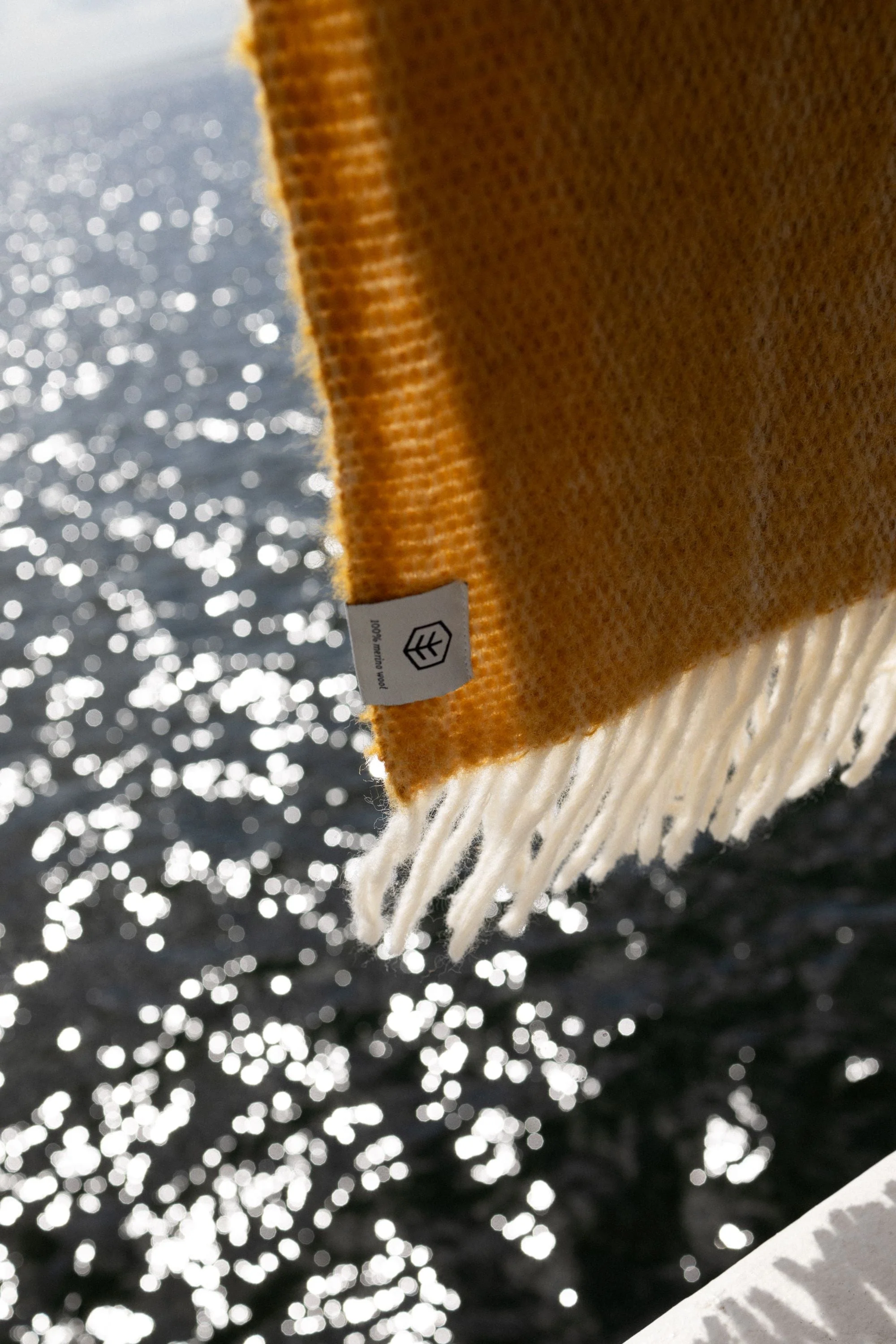 MERI blanket / Saffron - Image 13