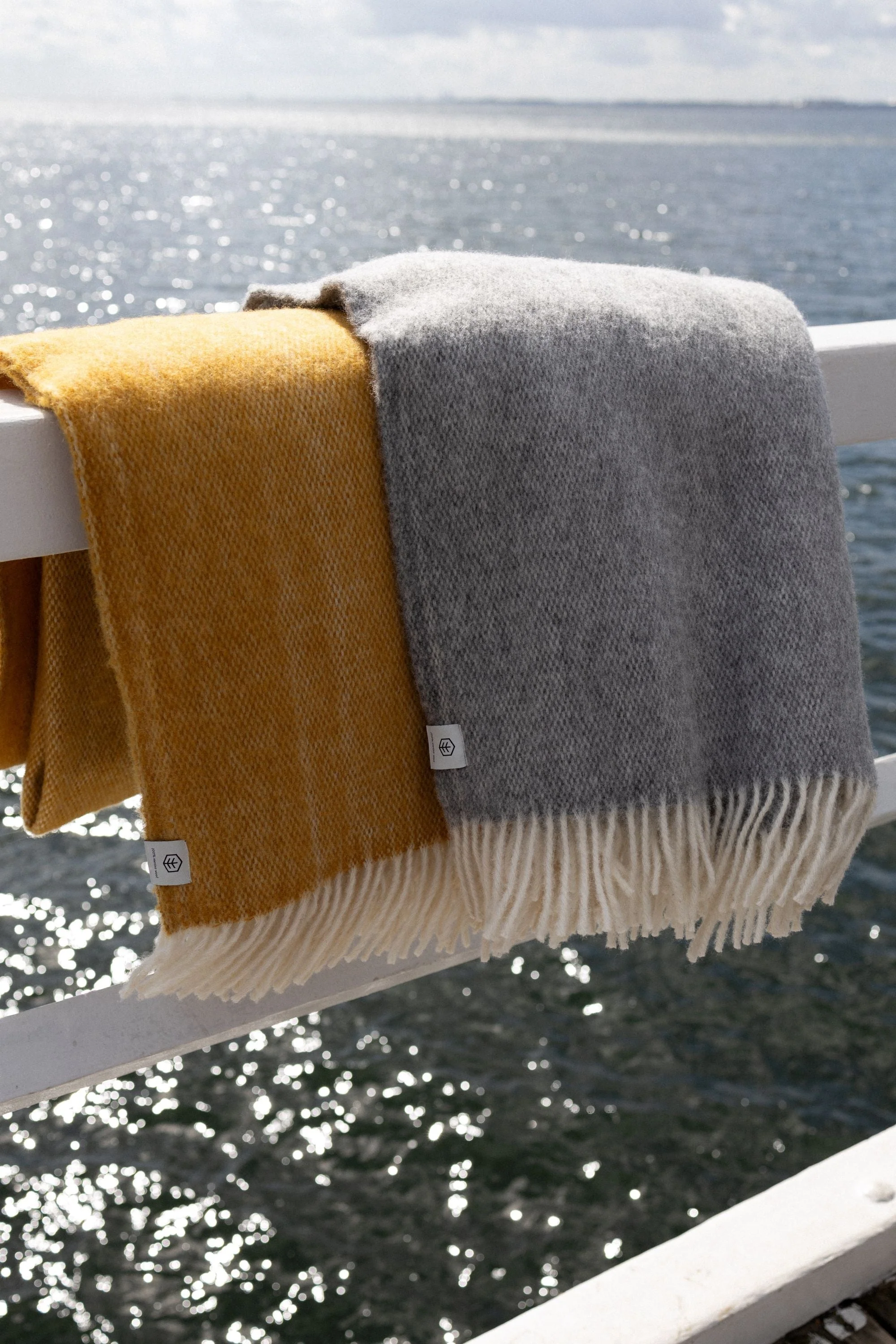 MERI blanket / Saffron - Image 9