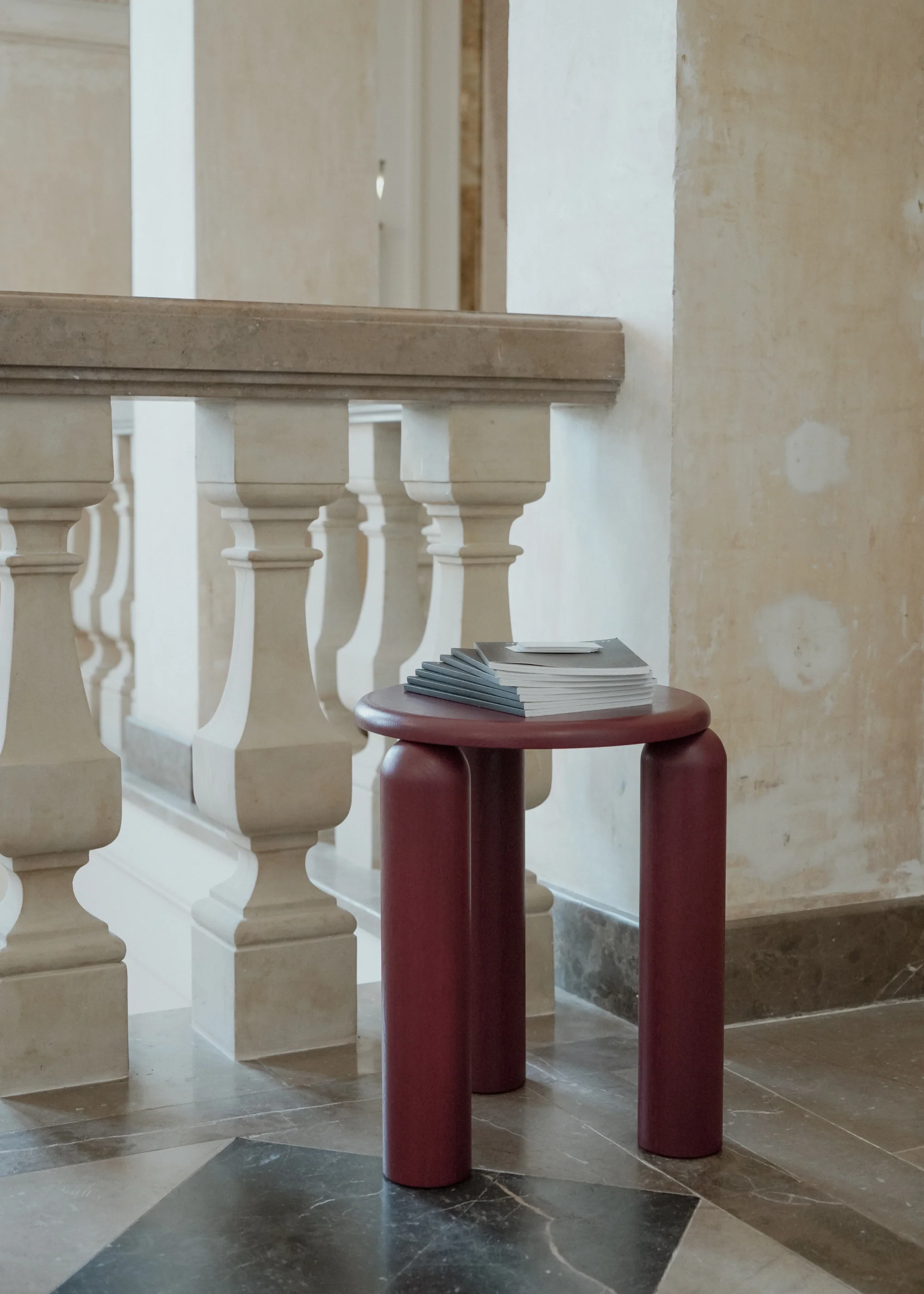 NEO HIGH table / Burgundy - Image 3