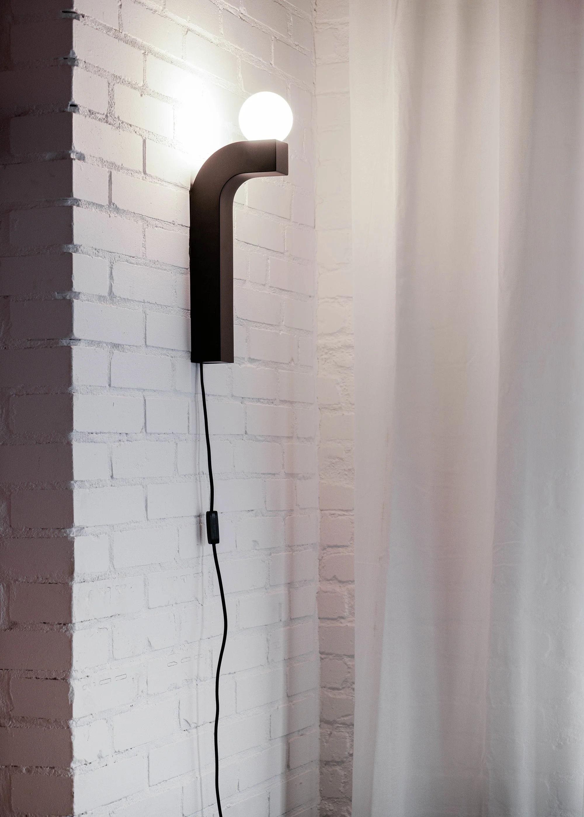 PALLIA wall lamp / Black - Image 4