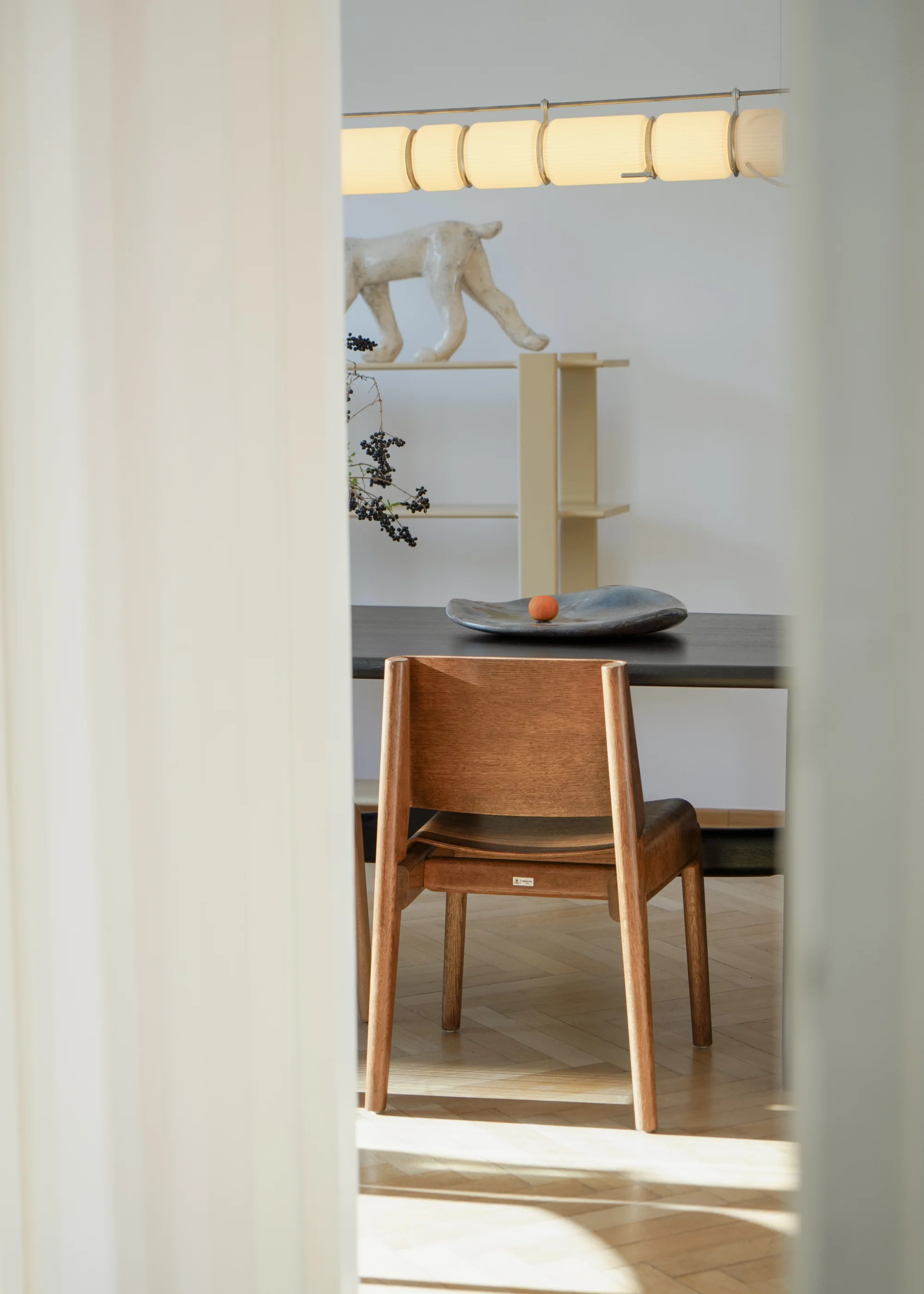 UNDIA chair / Dark oak - Image 3